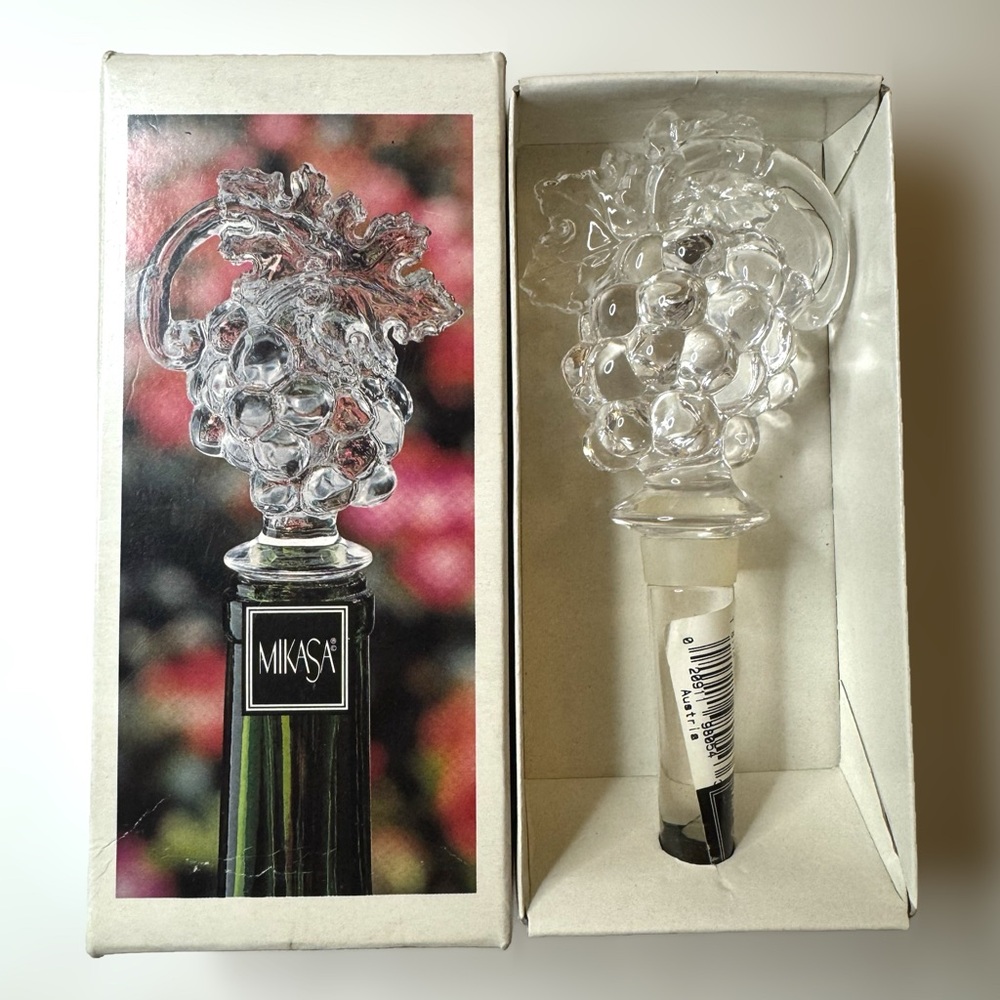Mikasa Crystal Grapes Fruit Collection Bottle Stopper Made in Austria New